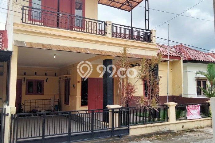 Rumah Strategis Modern Lb 210m2 di Depok, Sleman Rumah Strategis Modern Lb 210m2 di Depok, Sleman
