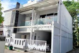 DIJUAL CEPAT! Rumah Asri area , Sleman, LT 120m2m² LB 220m2m² Bisa Nego! DIJUAL CEPAT! Rumah Asri area , Sleman, LT 120m2m² LB 220m2m² Bisa Nego!