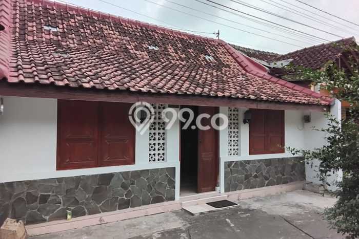Dijual Cepat Rumah Bagus Siap Huni LB 200m2 di Mantrijeron, Yogyakarta Dijual Cepat Rumah Bagus Siap Huni LB 200m2 di Mantrijeron, Yogyakarta