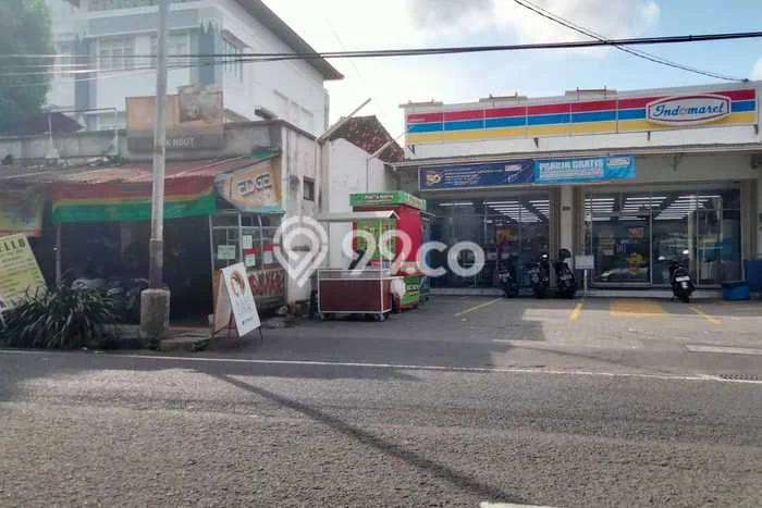 FOR SALE! Ruko di Umbulharjo Yogyakarta, LT 489m2, LB 211m2 FOR SALE! Ruko di Umbulharjo Yogyakarta, LT 489m2, LB 211m2