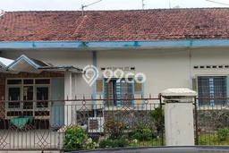 Ready to Use! Premium House LT 350m2 Desain Elegan di Caturtunggal Ready to Use! Premium House LT 350m2 Desain Elegan di Caturtunggal