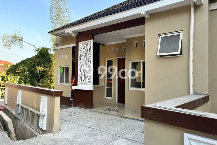 Rumah Idaman Keluarga! Rumah 2 Lantai di Sidoarum , Sleman, Luas 107m² LB 80m² Rumah Idaman Keluarga! Rumah 2 Lantai di Sidoarum , Sleman, Luas 107m² LB 80m²