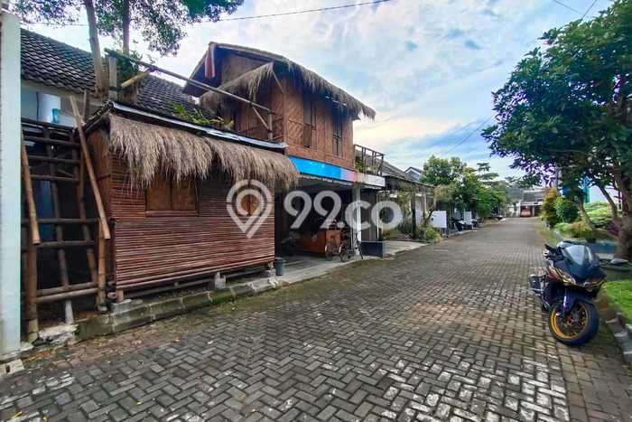 Rumah Berkualitas Jombor, Sleman, Luas 127m² Bangunan 150m² Rumah Berkualitas Jombor, Sleman, Luas 127m² Bangunan 150m²