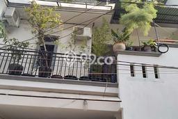 Dijual Rumah Mewah Elegan Dengan View Eksklusif di Sumur Batu, Jakarta Pusat Dijual Rumah Mewah Elegan Dengan View Eksklusif di Sumur Batu, Jakarta Pusat