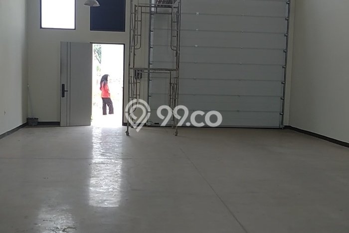 Area Ramai! Gudang Dijual di Batujajar untuk Bisnis Luas Bangunan 136m2 Area Ramai! Gudang Dijual di Batujajar untuk Bisnis Luas Bangunan 136m2