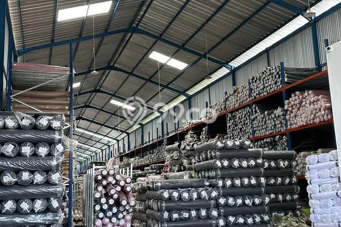 Unit Gudang disewakan di Soreang Bandung dengan LT 1000m2 / LB 900m2 Unit Gudang disewakan di Soreang Bandung dengan LT 1000m2 / LB 900m2