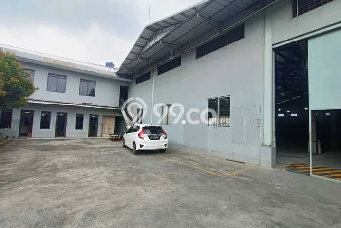 Gudang Disewa di Rancaekek, Bandung, LT 1800m2 / LB 1515m2 Gudang Disewa di Rancaekek, Bandung, LT 1800m2 / LB 1515m2