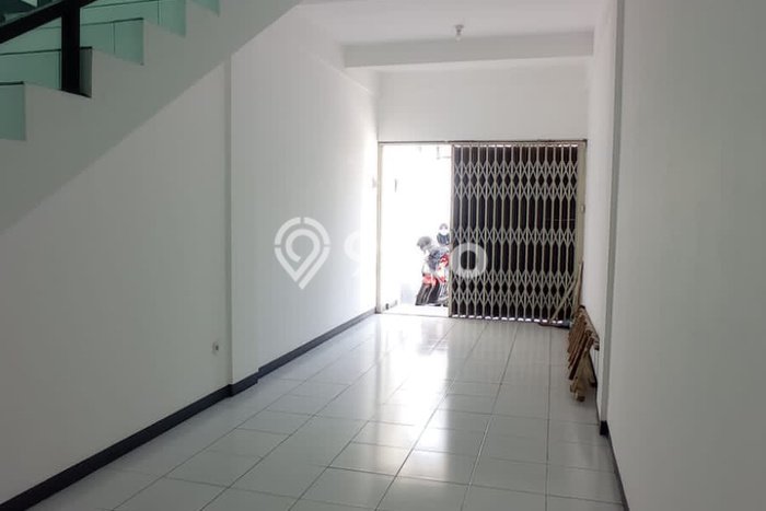 Ruko Usaha Dijual di Tandes Surabaya LT 45m2 & LB 70m2 Ruko Usaha Dijual di Tandes Surabaya LT 45m2 & LB 70m2