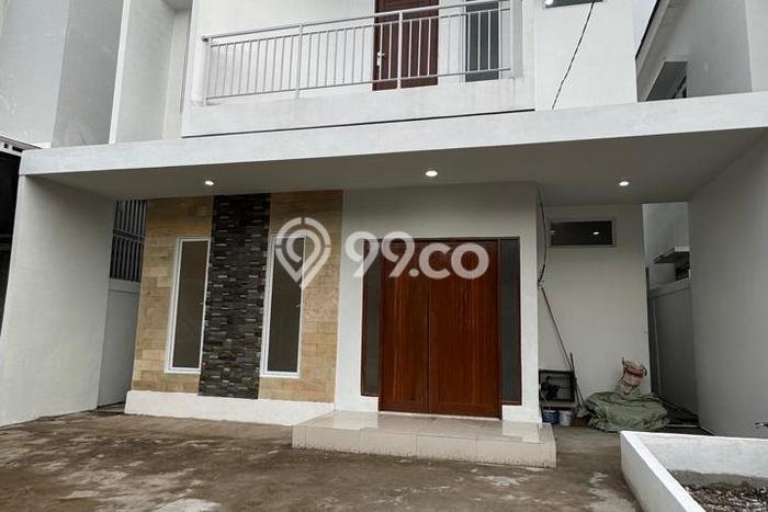Dijual Cepat Rumah Bagus Siap Huni LB 180m2 di Pontianak Tenggara, Pontianak Dijual Cepat Rumah Bagus Siap Huni LB 180m2 di Pontianak Tenggara, Pontianak