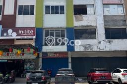 Ruko Dijual Lokasi Emas di Pontianak Selatan Luas 243m2 Ruko Dijual Lokasi Emas di Pontianak Selatan Luas 243m2