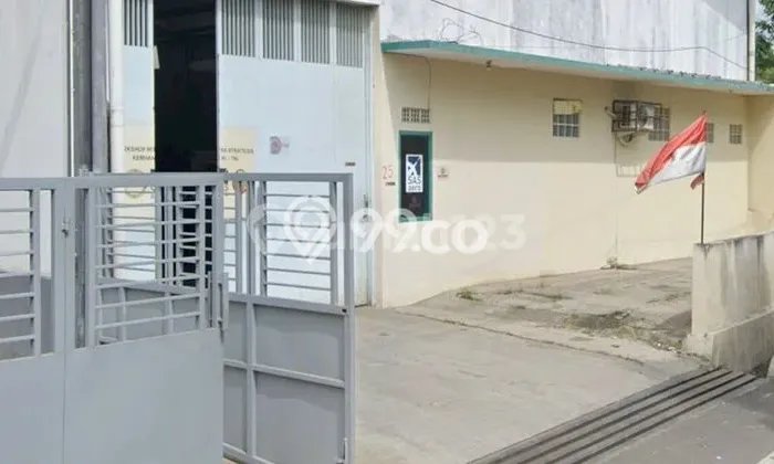Unit Gudang Disewakan di Bandung Timur di Area Ramai & Strategis Unit Gudang Disewakan di Bandung Timur di Area Ramai & Strategis