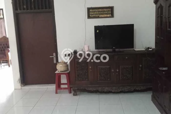 Dijual Cepat Rumah Bagus Siap Huni LB 150m2 di Kebayoran Lama, Jakarta Selatan Dijual Cepat Rumah Bagus Siap Huni LB 150m2 di Kebayoran Lama, Jakarta Selatan