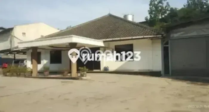 Unit Gudang Dijual di Cimahi Utara Cimahi Luas Tanah 8294m2, Luas Bangunan 2879m2 Unit Gudang Dijual di Cimahi Utara Cimahi Luas Tanah 8294m2, Luas Bangunan 2879m2