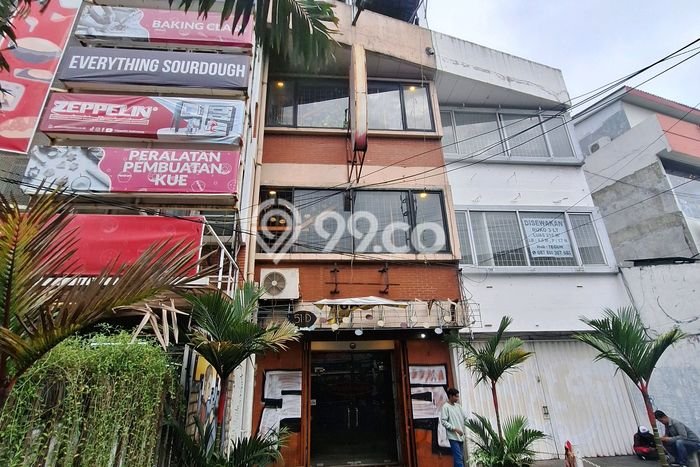 Ruko Dijual di Jakarta Selatan LT 170m2 & LB 300m2 Lokasi Terbaik! Ruko Dijual di Jakarta Selatan LT 170m2 & LB 300m2 Lokasi Terbaik!