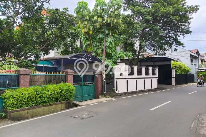 Ready to Use! Luxury House LT 390m2 Desain Modern di Bendungan Hilir Ready to Use! Luxury House LT 390m2 Desain Modern di Bendungan Hilir
