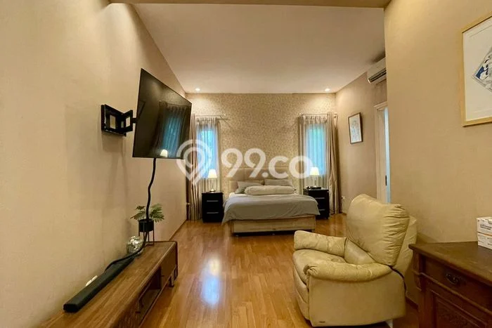Ready to Use! Luxury House LT 450m2 Desain Modern di Kemang Ready to Use! Luxury House LT 450m2 Desain Modern di Kemang