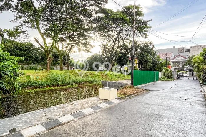 Kavling Tanah untuk Dijual di Pondok Indah, Jakarta Selatan, Luas 1395m2 Kavling Tanah untuk Dijual di Pondok Indah, Jakarta Selatan, Luas 1395m2