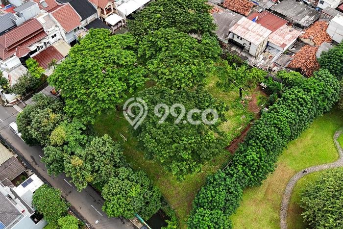 Kavling Tanah untuk Dijual di Pondok Indah, Jakarta Selatan, Luas 1395m2 Kavling Tanah untuk Dijual di Pondok Indah, Jakarta Selatan, Luas 1395m2