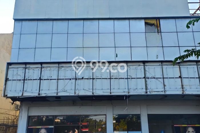 Unit Komersial Dijual di Kuta Badung Luas Tanah 1520m2, Luas Bangunan 1169m2 Unit Komersial Dijual di Kuta Badung Luas Tanah 1520m2, Luas Bangunan 1169m2