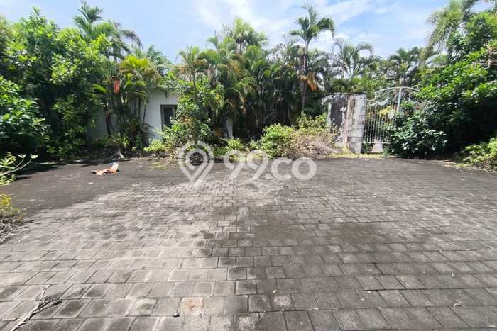 Kavling Tanah untuk Dijual di Seminyak, Badung, Luas 1810m2 Kavling Tanah untuk Dijual di Seminyak, Badung, Luas 1810m2