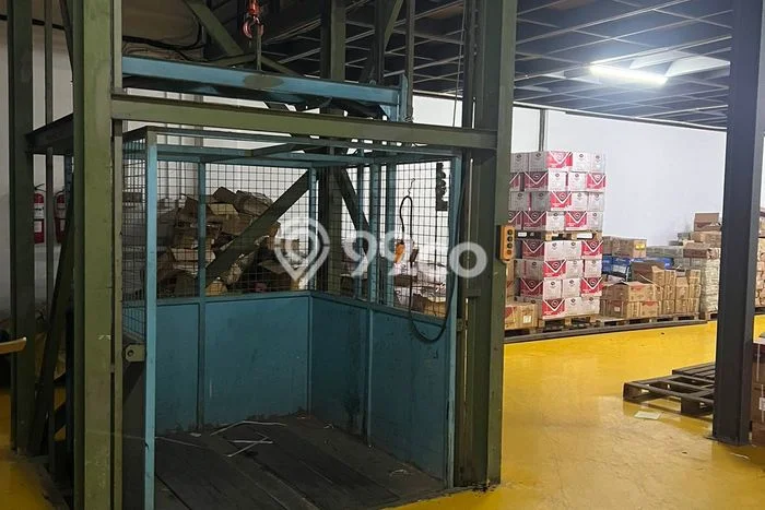 Gudang Dijual di Prime Area Jakarta Barat Luas 2100m2 Gudang Dijual di Prime Area Jakarta Barat Luas 2100m2