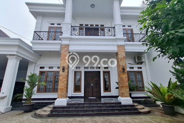 Dijual Rumah Mewah Megah Dengan View Cantik di Padurenan, Bekasi Dijual Rumah Mewah Megah Dengan View Cantik di Padurenan, Bekasi