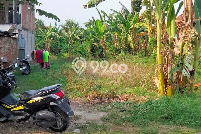 Lahan Kosong Dijual di Taman, Madiun, Luas 2000m2 Area Strategis Lahan Kosong Dijual di Taman, Madiun, Luas 2000m2 Area Strategis
