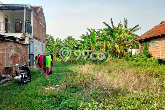 Lahan Kosong Dijual di Taman, Madiun, Luas 2000m2 Area Strategis Lahan Kosong Dijual di Taman, Madiun, Luas 2000m2 Area Strategis