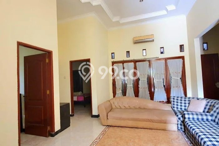 Dijual Rumah 4 Kamar Lokasi Ideal Nyaman dan Strategis di Sidoarjo Dijual Rumah 4 Kamar Lokasi Ideal Nyaman dan Strategis di Sidoarjo