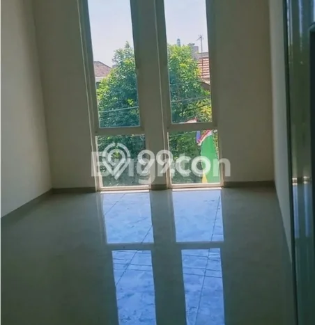 Rumah Modern 4 KT di Pondok Tjandra Sidoarjo Rumah Modern 4 KT di Pondok Tjandra Sidoarjo
