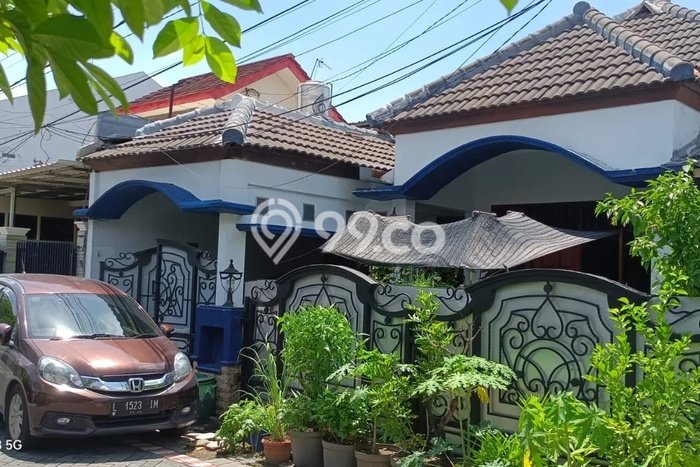 Rumah Modern Cantik 4 Kamar Bisa Langsung Pindah di Semampir Rumah Modern Cantik 4 Kamar Bisa Langsung Pindah di Semampir