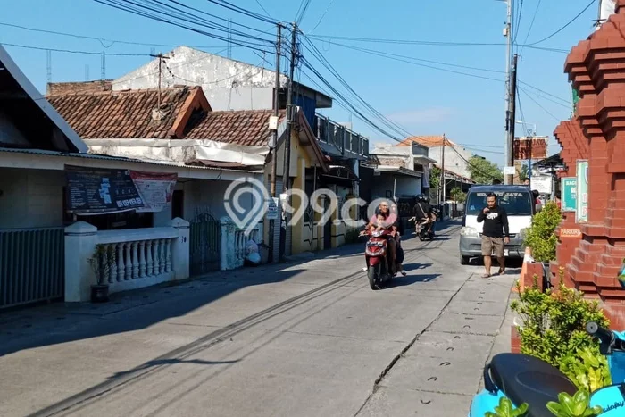Lokasi Strategis! Dijual Ruko Bisnis di Taman, Sidoarjo Kondisi Bagus Lokasi Strategis! Dijual Ruko Bisnis di Taman, Sidoarjo Kondisi Bagus