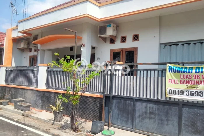 Jual Rumah Strategis Bagus Punya 3 KT di Kartoharjo Madiun SHM Jual Rumah Strategis Bagus Punya 3 KT di Kartoharjo Madiun SHM