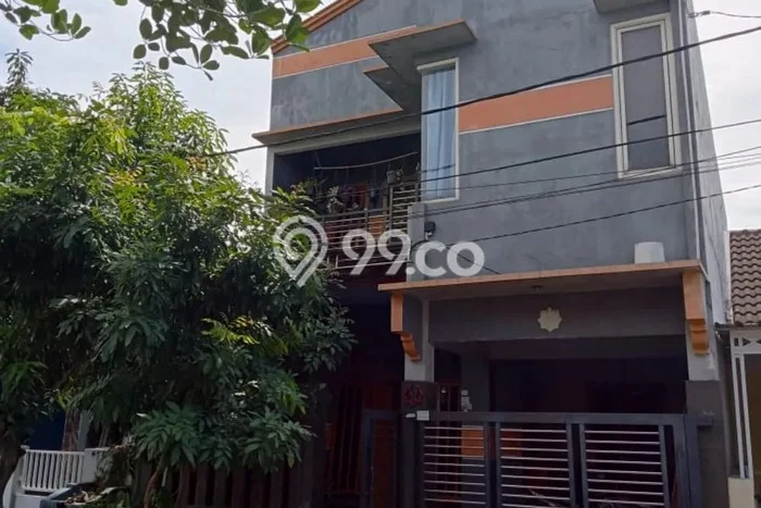 Dijual Rumah 4 Kamar Lokasi Strategis Nyaman dan Strategis di Gedangan Dijual Rumah 4 Kamar Lokasi Strategis Nyaman dan Strategis di Gedangan