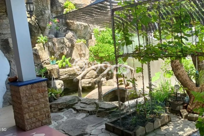 Rumah Modern Cantik 4 Kamar Bisa Langsung Pindah di Semampir Rumah Modern Cantik 4 Kamar Bisa Langsung Pindah di Semampir