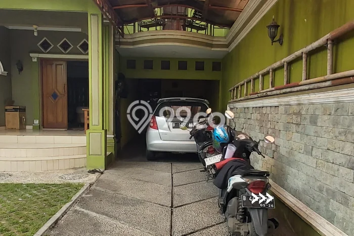 Jual Rumah Luas Megah Dengan View Cantik di Utan Kayu, Jakarta Timur Jual Rumah Luas Megah Dengan View Cantik di Utan Kayu, Jakarta Timur