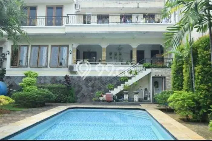 Hunian Mewah Siap Huni LT 1415m2 di Pancoran, Jakarta Selatan Hunian Mewah Siap Huni LT 1415m2 di Pancoran, Jakarta Selatan