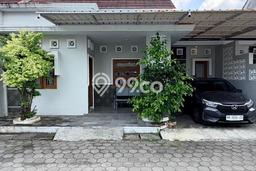 Rumah Modern Cantik 2 KT Bisa Langsung Pindah di Banguntapan Rumah Modern Cantik 2 KT Bisa Langsung Pindah di Banguntapan