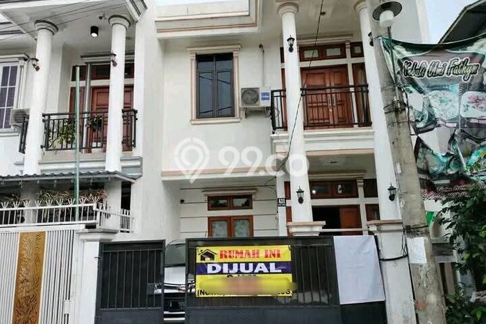 For Sale Rumah 3 Kamar Lokasi Strategis Bagus dan Strategis di Mustikajaya For Sale Rumah 3 Kamar Lokasi Strategis Bagus dan Strategis di Mustikajaya