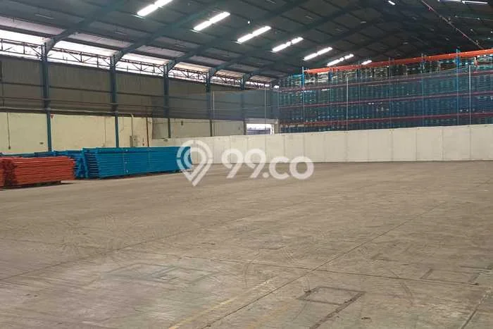 Gudang Disewakan di Kawasan Ramai Cakung, Jakarta Timur Gudang Disewakan di Kawasan Ramai Cakung, Jakarta Timur