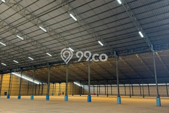 Unit Gudang disewakan di Karawang Barat Karawang dengan LT 5000m2 / LB 5000m2 Unit Gudang disewakan di Karawang Barat Karawang dengan LT 5000m2 / LB 5000m2