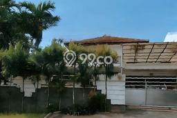 Rumah Elit LB 350m2 Siap Pakai Desain Elegan di Jangli, Semarang Rumah Elit LB 350m2 Siap Pakai Desain Elegan di Jangli, Semarang