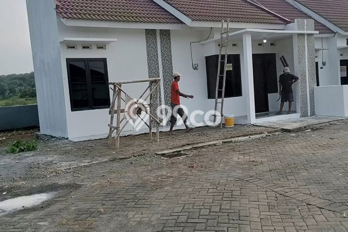 Rumah Sederhana Dijual di Mijen 2 Kamar dengan LT 120m2 Rumah Sederhana Dijual di Mijen 2 Kamar dengan LT 120m2