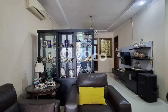 Dijual Rumah Strategis Bagus Punya 4 KT di Regol Bandung SHM Dijual Rumah Strategis Bagus Punya 4 KT di Regol Bandung SHM