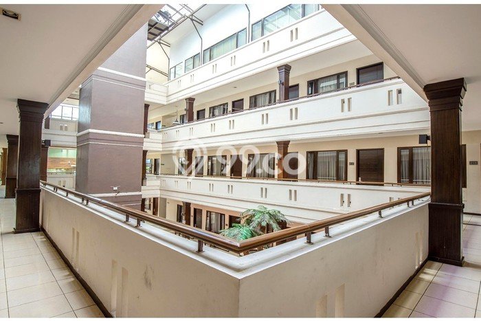 LOKASI TERBAIK! Hotel di Lembang, Luas 4000m2m², Jalan Utama LOKASI TERBAIK! Hotel di Lembang, Luas 4000m2m², Jalan Utama
