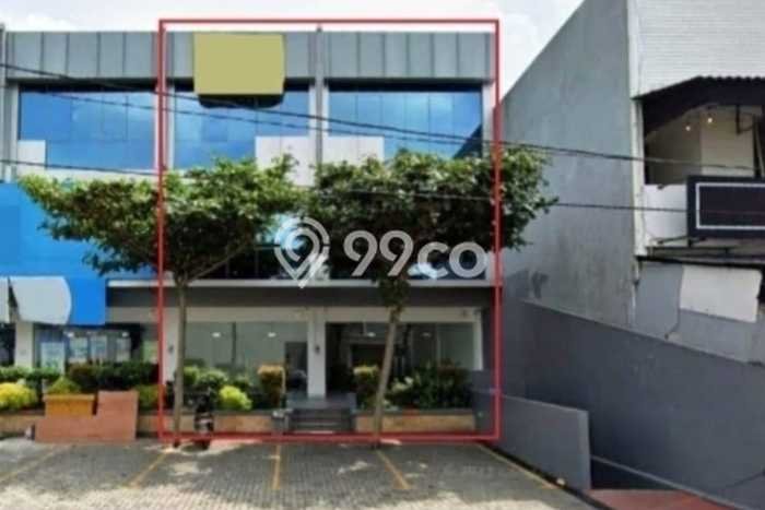 Ruko Dijual di Prime Area Karawang Luas 620m2 Ruko Dijual di Prime Area Karawang Luas 620m2