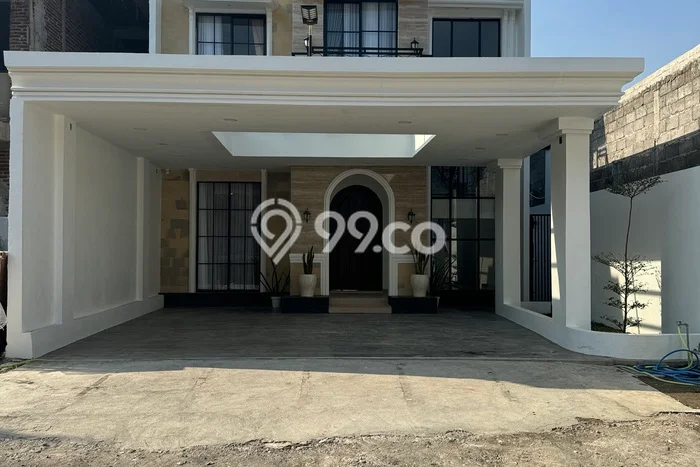 Rumah Mewah Siap Huni LT 182m2 di Umbulharjo, Yogyakarta Rumah Mewah Siap Huni LT 182m2 di Umbulharjo, Yogyakarta