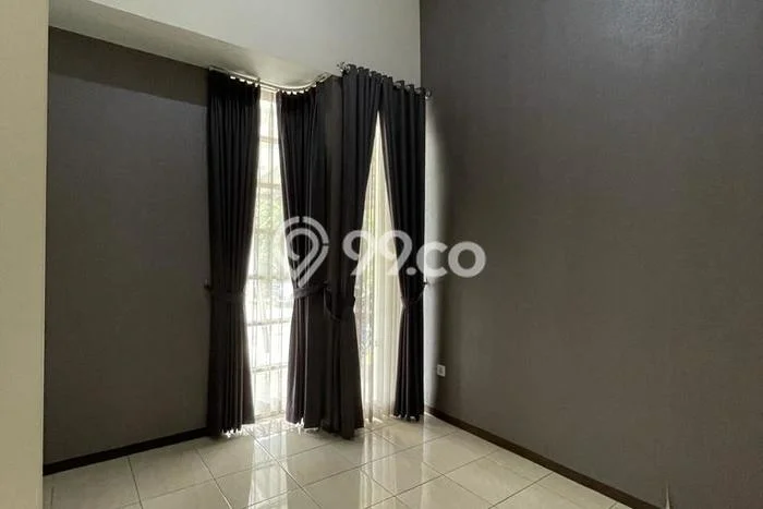 Disewakan! Rumah 4 Kamar Tidur &
2 Kamar Mandi di Kota Baru Parahyangan, Bandung Disewakan! Rumah 4 Kamar Tidur &
2 Kamar Mandi di Kota Baru Parahyangan, Bandung