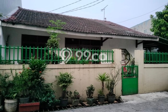 Rumah Strategis , Bekasi, Luas 213m2m² Bangunan 80m2m² Rumah Strategis , Bekasi, Luas 213m2m² Bangunan 80m2m²