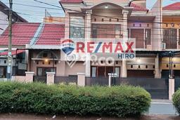 Disewakan Rumah Murah di Galaxy Bekasi dengan 4 KT Disewakan Rumah Murah di Galaxy Bekasi dengan 4 KT